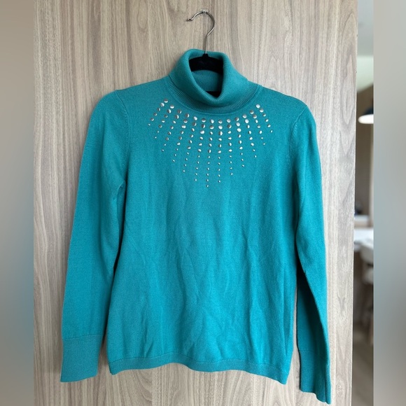 ELLEN TRACY Seafoam Green with Metal  Studs Turtleneck Size M Women’s Wool Blend - Picture 1 of 6